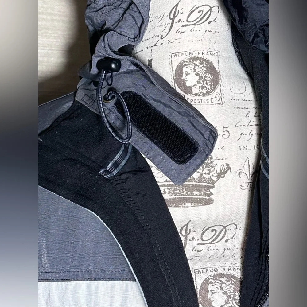 🧥 ⛈️🌬️Your New Favorite Dark Gray 